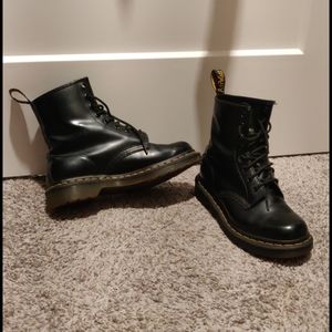 Doc Marten's 1460W Smooth Leather Lace Up Boots